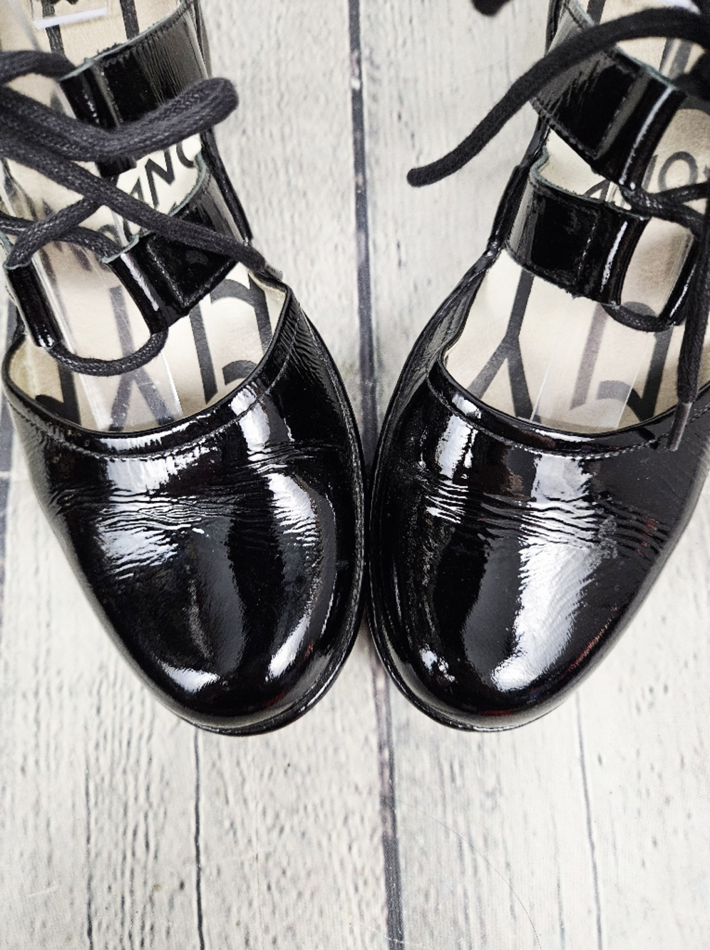 FLY LONDON | Yett patent leather lace-up wedge heel shoes - Picture 5 of 13